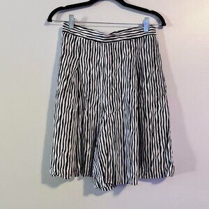 HOLIDAY SALE 50% OFF! // Vintage Chaus Shorts